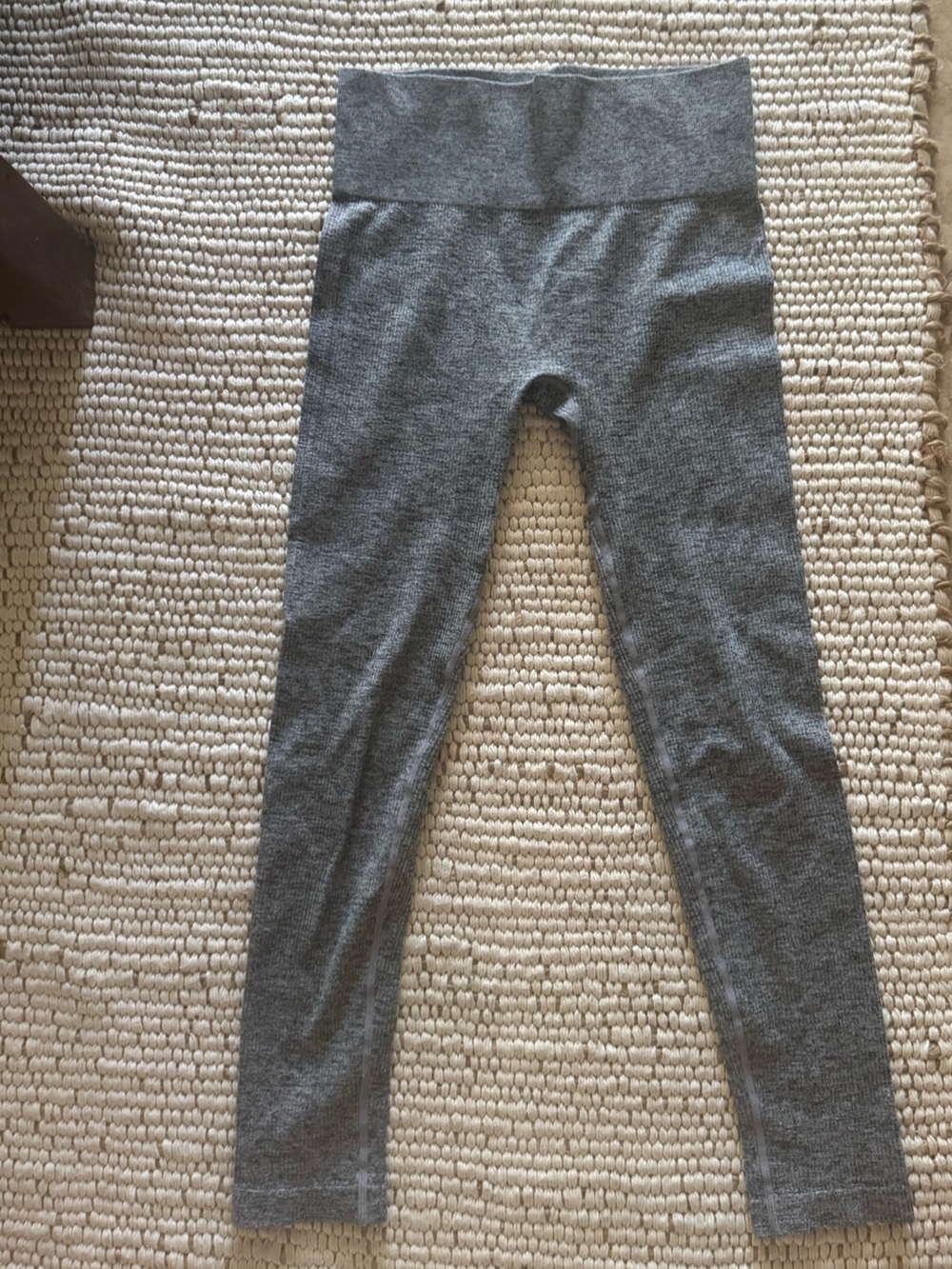 Colsie Heather Gray Knit Leggings